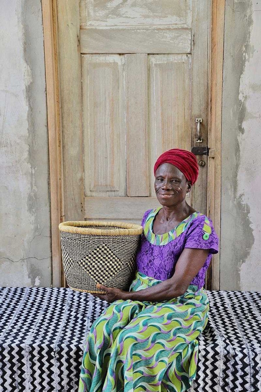 Planters + Flower Pots Baba Tree | Flower Pot (Small) By Apambillah Ayinbono