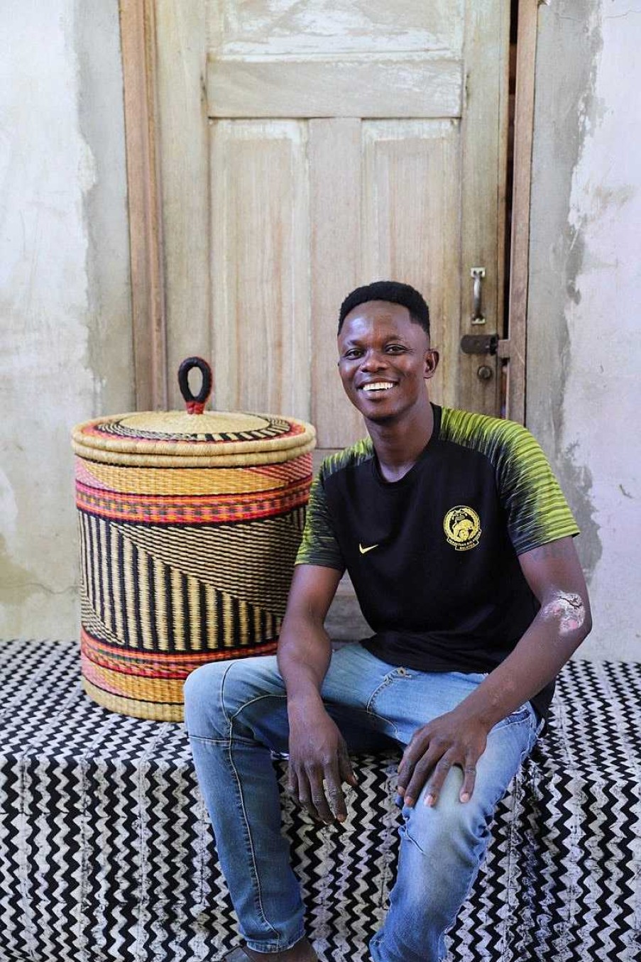 Bathroom + Laundry Baba Tree | Laundry Basket With Lid (Large) By Yakubu Nsohbillah