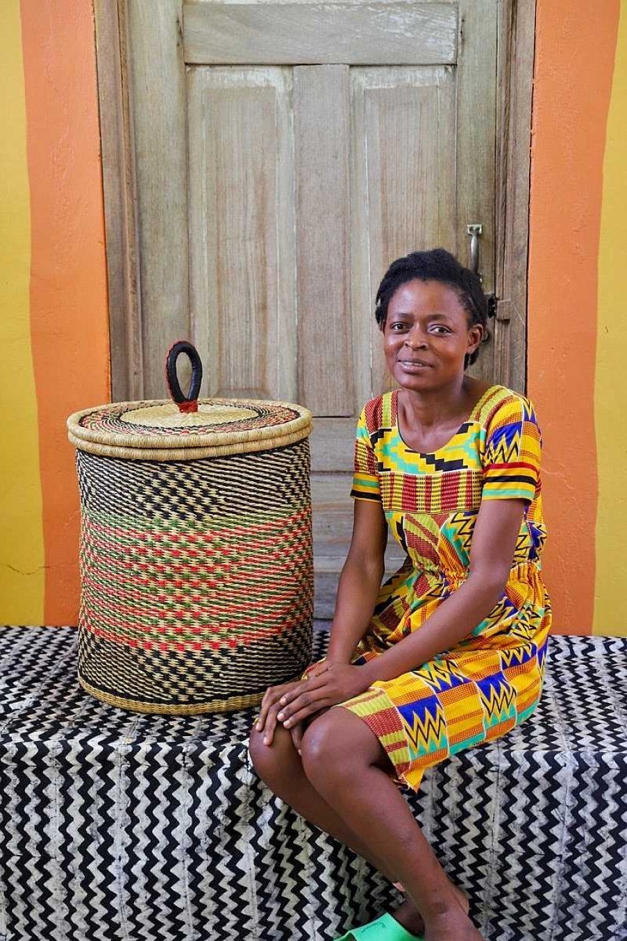 Bathroom + Laundry Baba Tree | Laundry Basket With Lid (Medium) By Vida Nyaabire