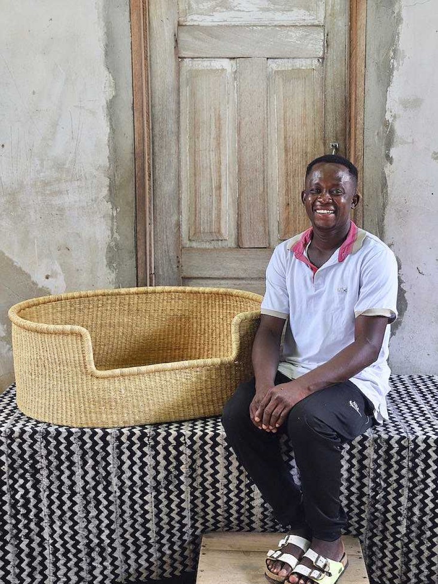 Popular Basket Baba Tree | Dog Bed (Extra-Large) By Abraham Akolgo