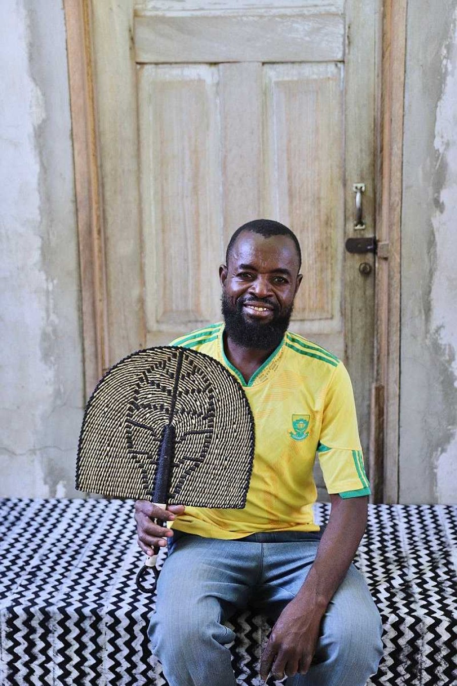 Wall Decor Baba Tree | Handwoven Fan - By Kwesi Apana