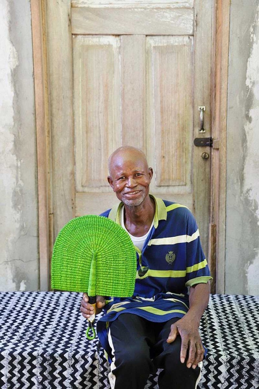 Wall Decor Baba Tree | Handwoven Fan - By Ndene Ayamga