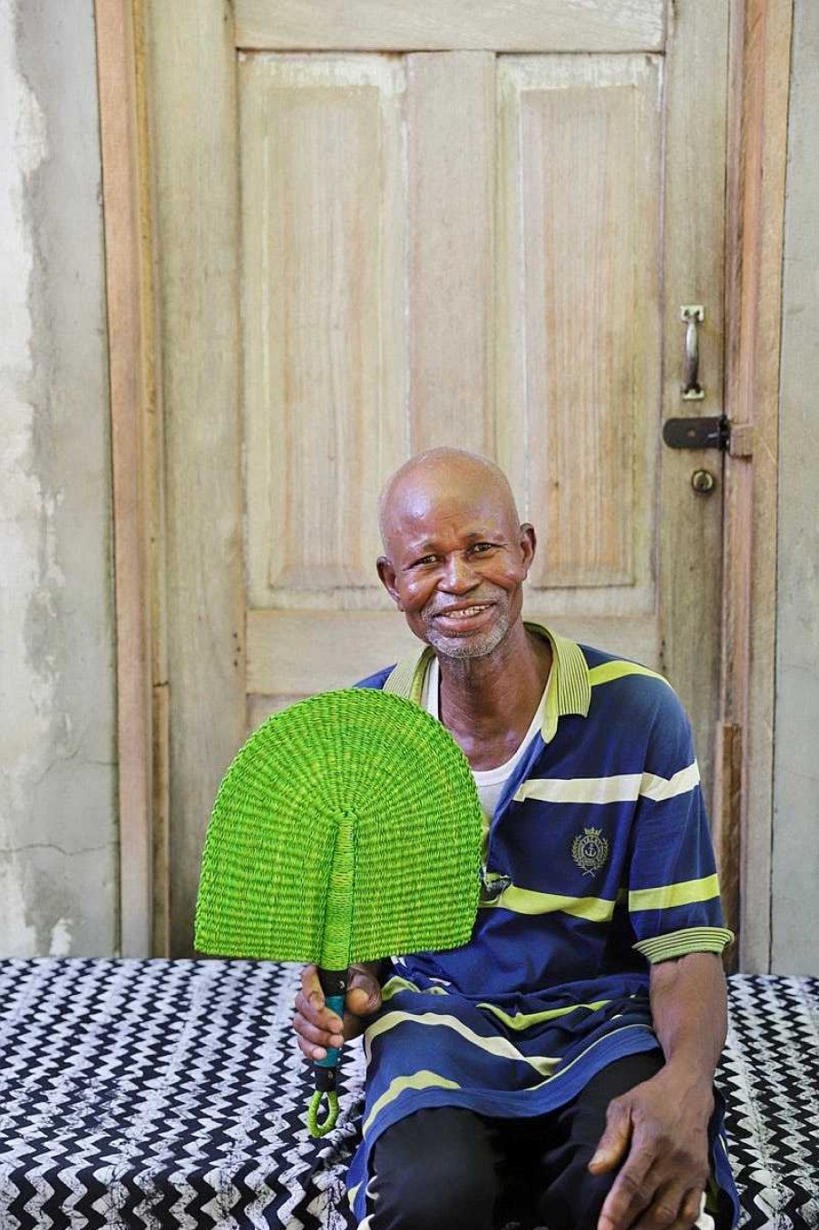 Wall Decor Baba Tree | Handwoven Fan - By Ndene Ayamga