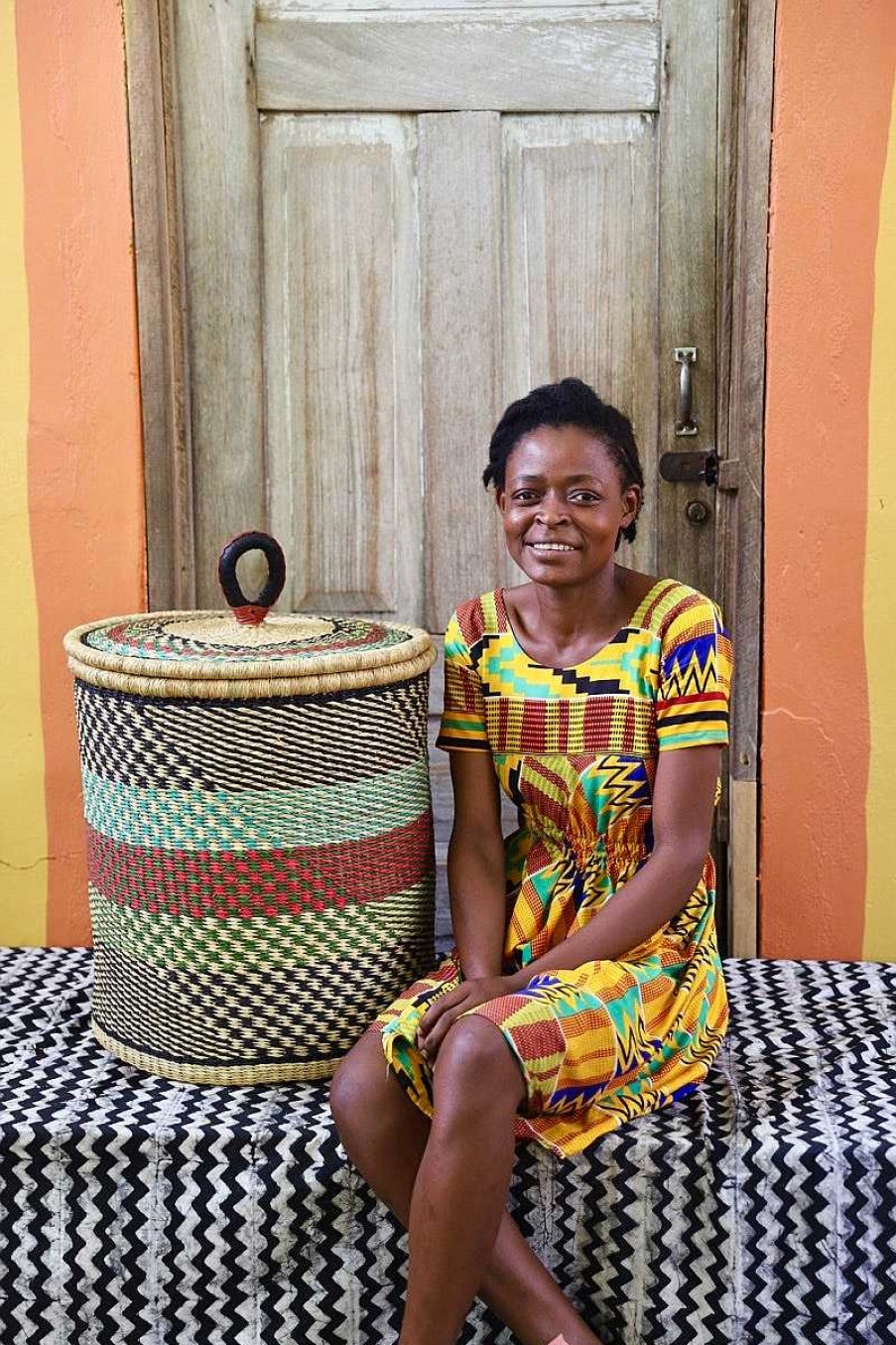 Bathroom + Laundry Baba Tree | Laundry Basket With Lid (Medium) By Vida Nyaabire