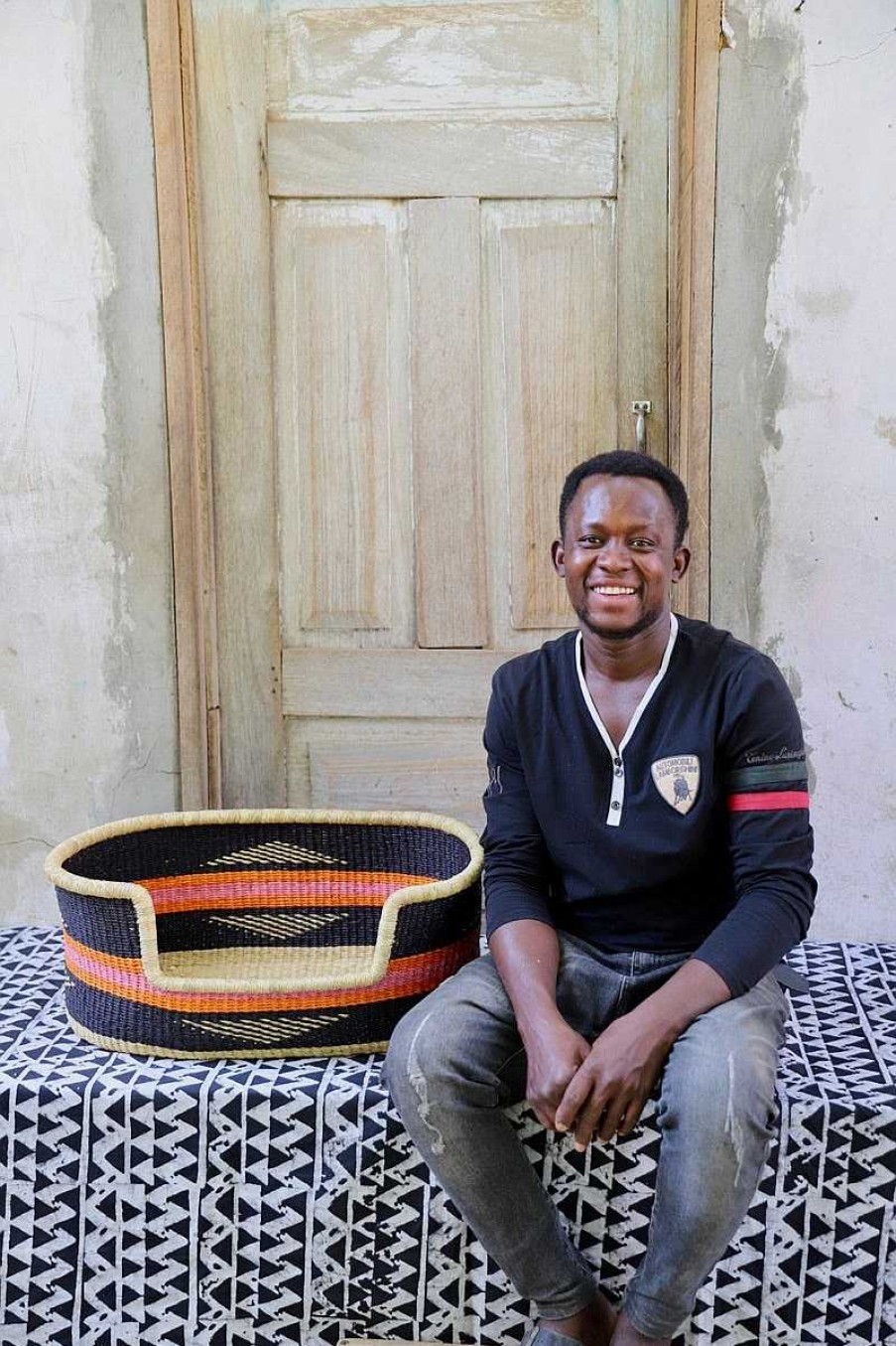 Popular Basket Baba Tree | Dog Bed (Small) By Abraham Akolgao