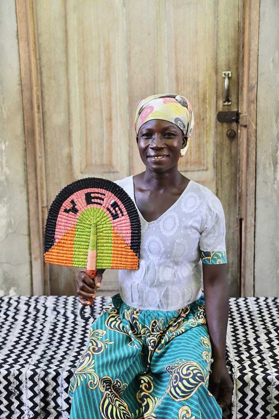 Wall Decor Baba Tree | Handwoven Fan - By Alolibillah Azumah